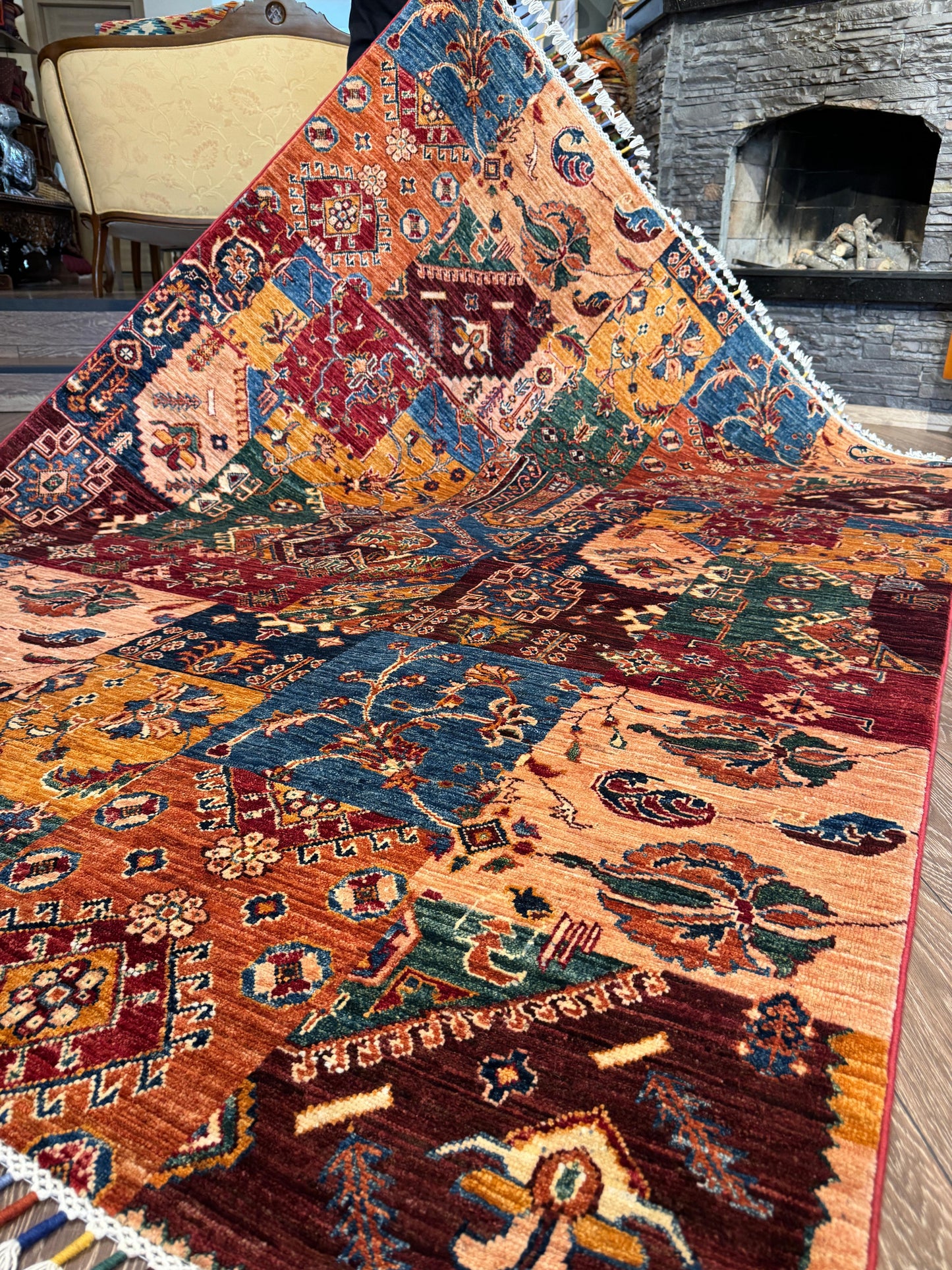 AFGHANISCHER POYROZI TEPPICH (Handgefertigtes Einzelstück)