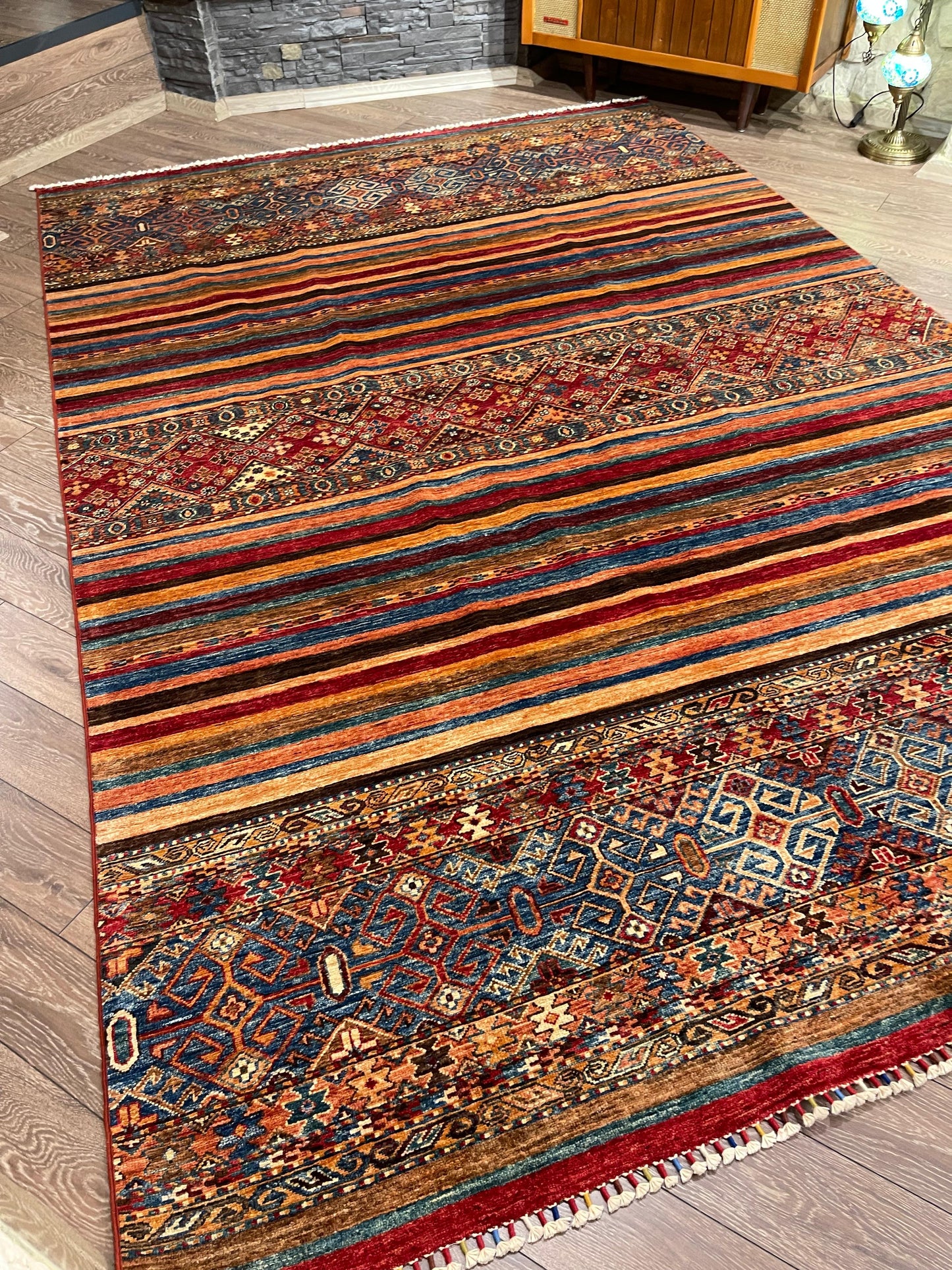 AFGHANISCHER ORJİN Teppich (Handgefertigtes Einzelstück)