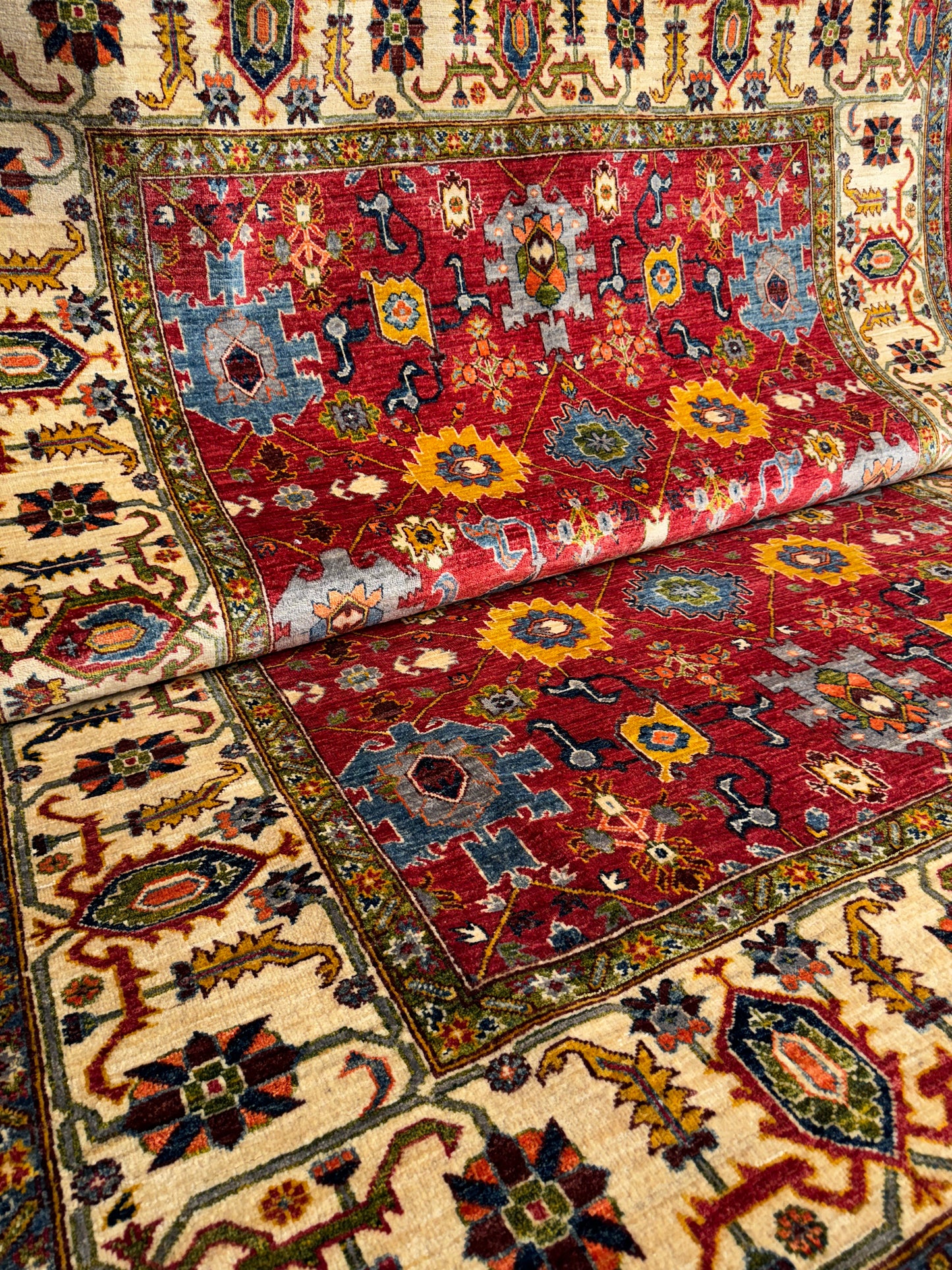 AFGHANISCHER MEMLÜK TEPPICH  (Handgefertigtes Einzelstück)