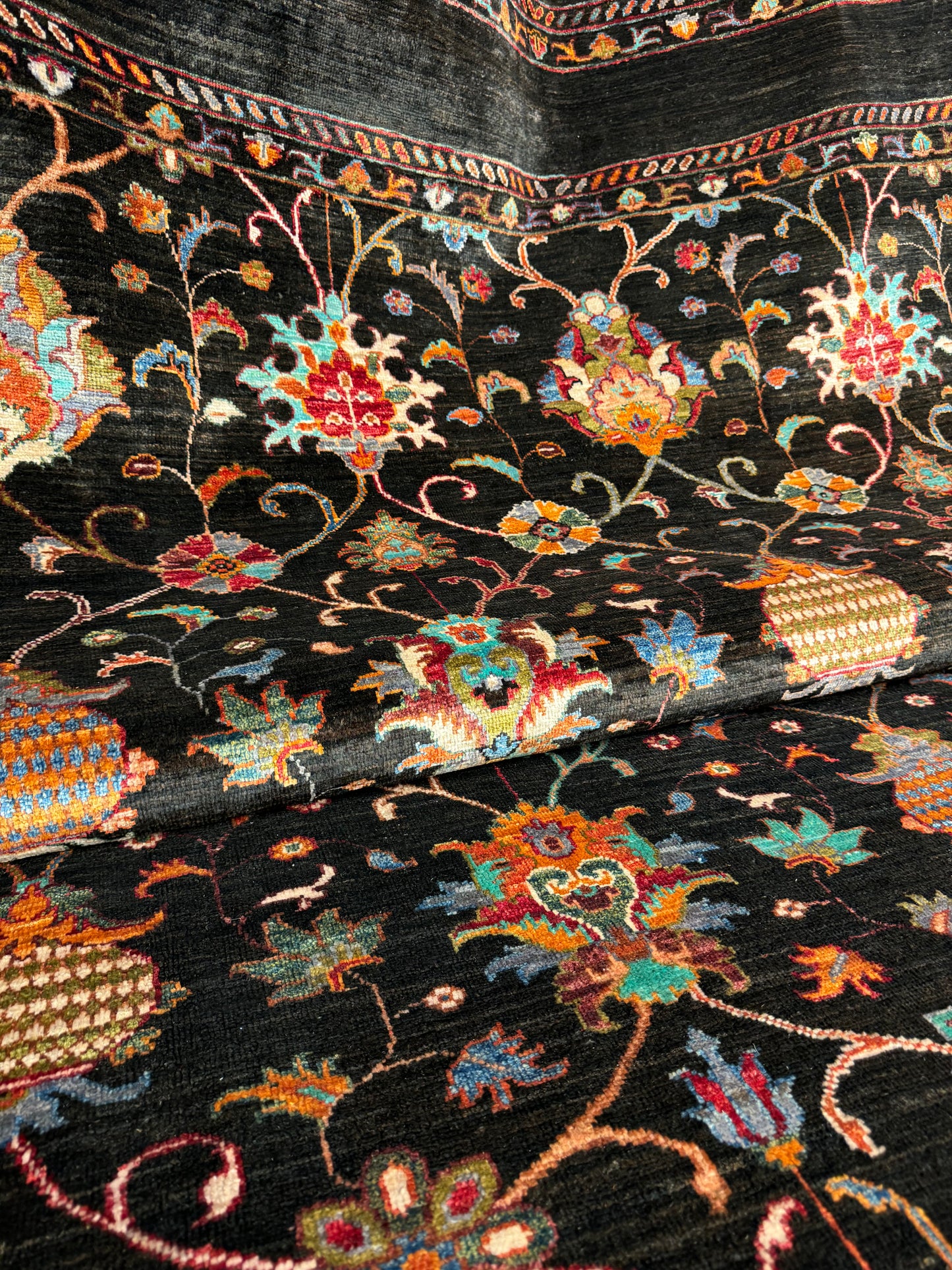 AFGHANISCHER SUZANİ TEPPICH (Handgefertigtes Einzelstück)