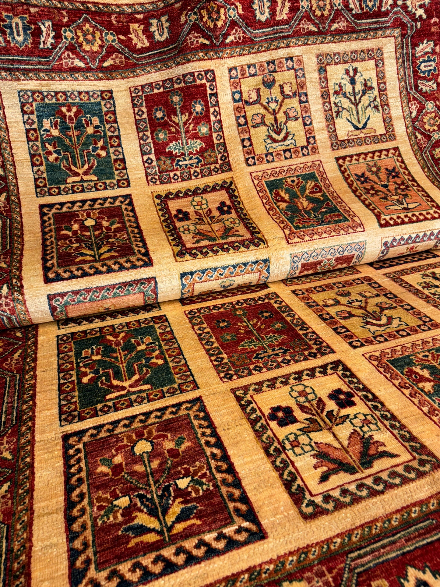 AFGHANISCHER BAHTİYARİ TEPPICH (Handgefertigtes Einzelstück)