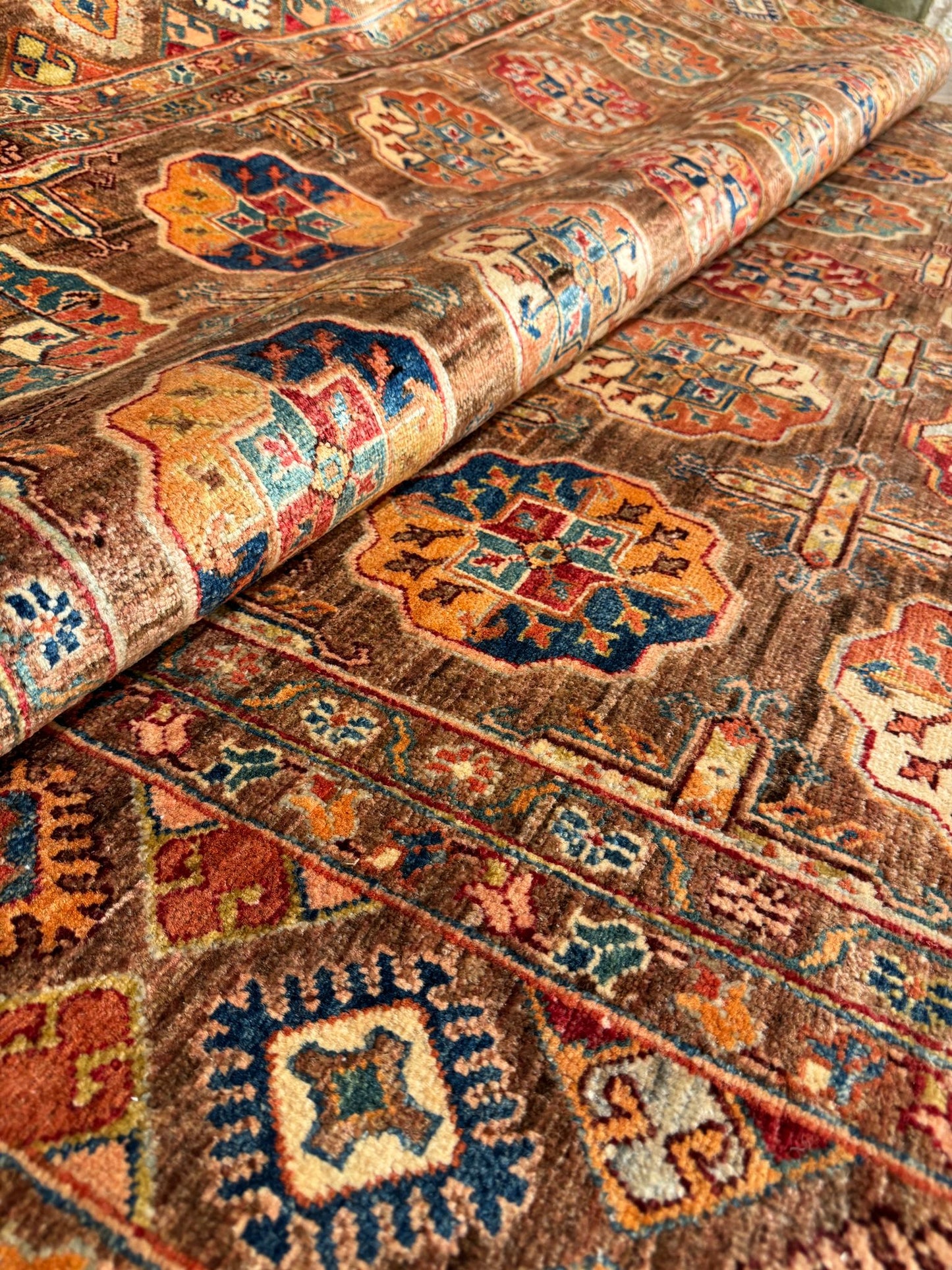 AFGHANISCHER VEZIRI GROSSER TEPPICH (Handgefertigtes Einzelstück)