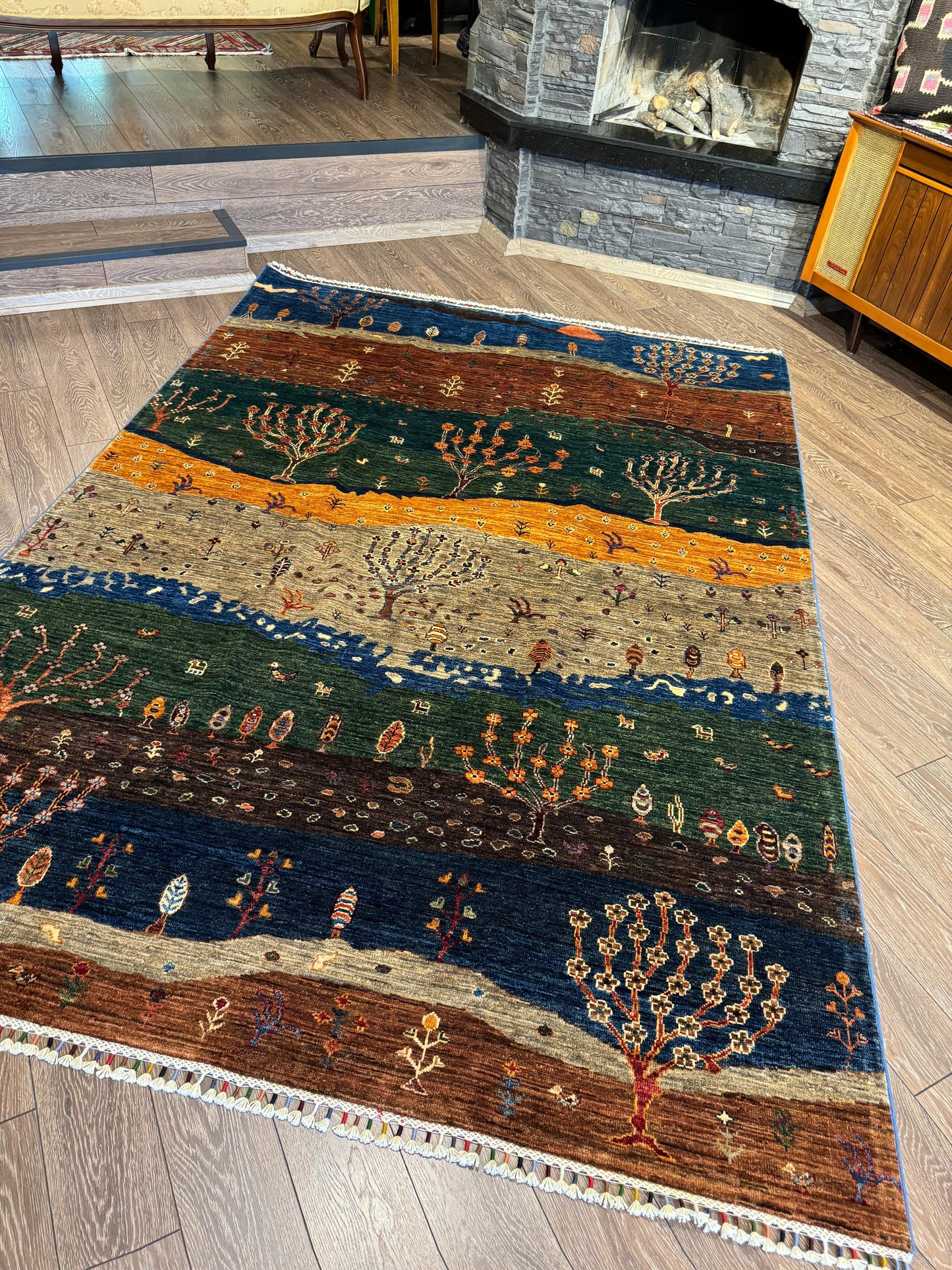 AFGHANISCHER HAYATI TEPPICH (Handgefertigtes Einzelstück)