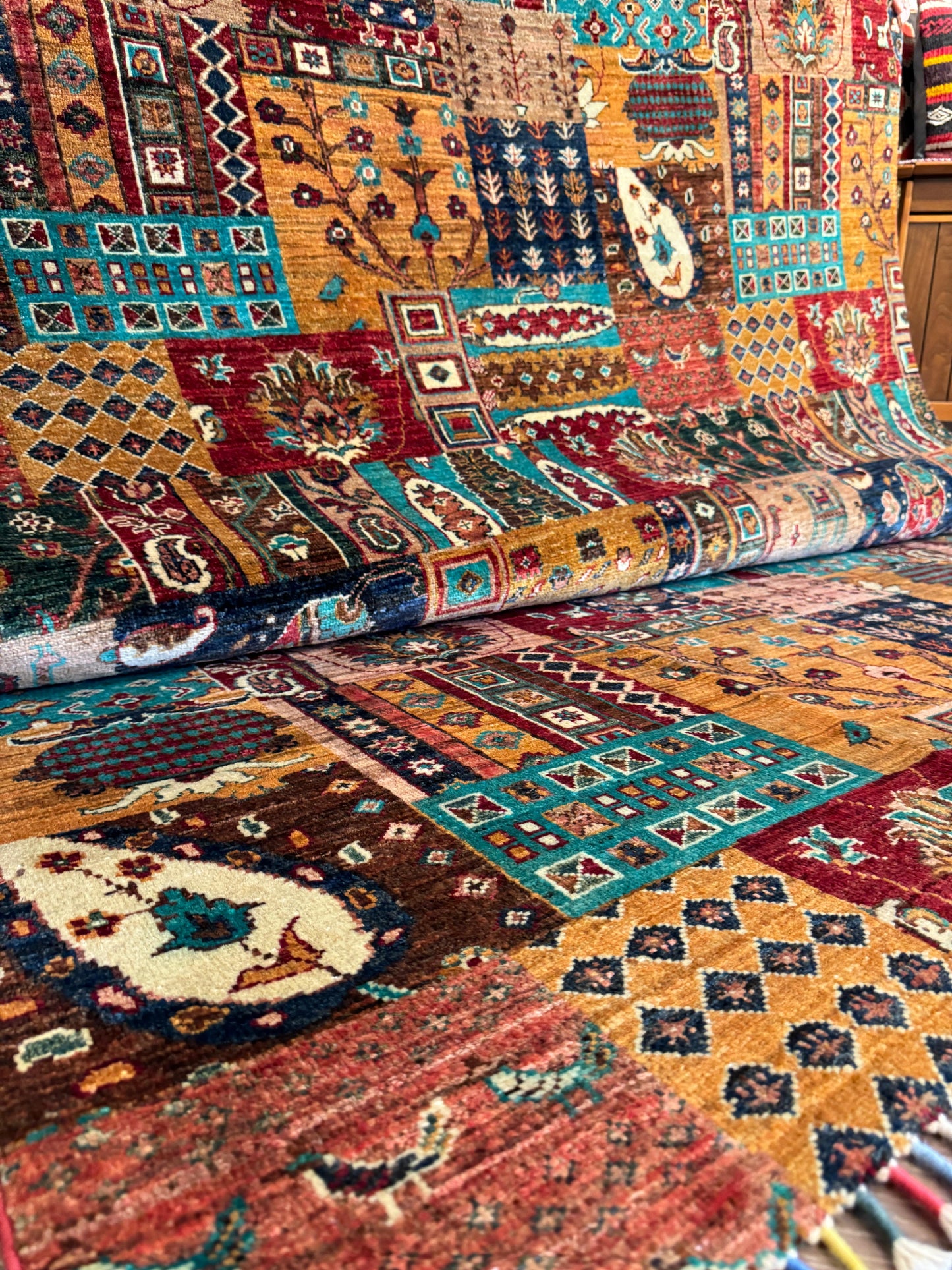 AFGHANISCHER KARRAT TEPPICH (einzigartige Handwerkskunst)