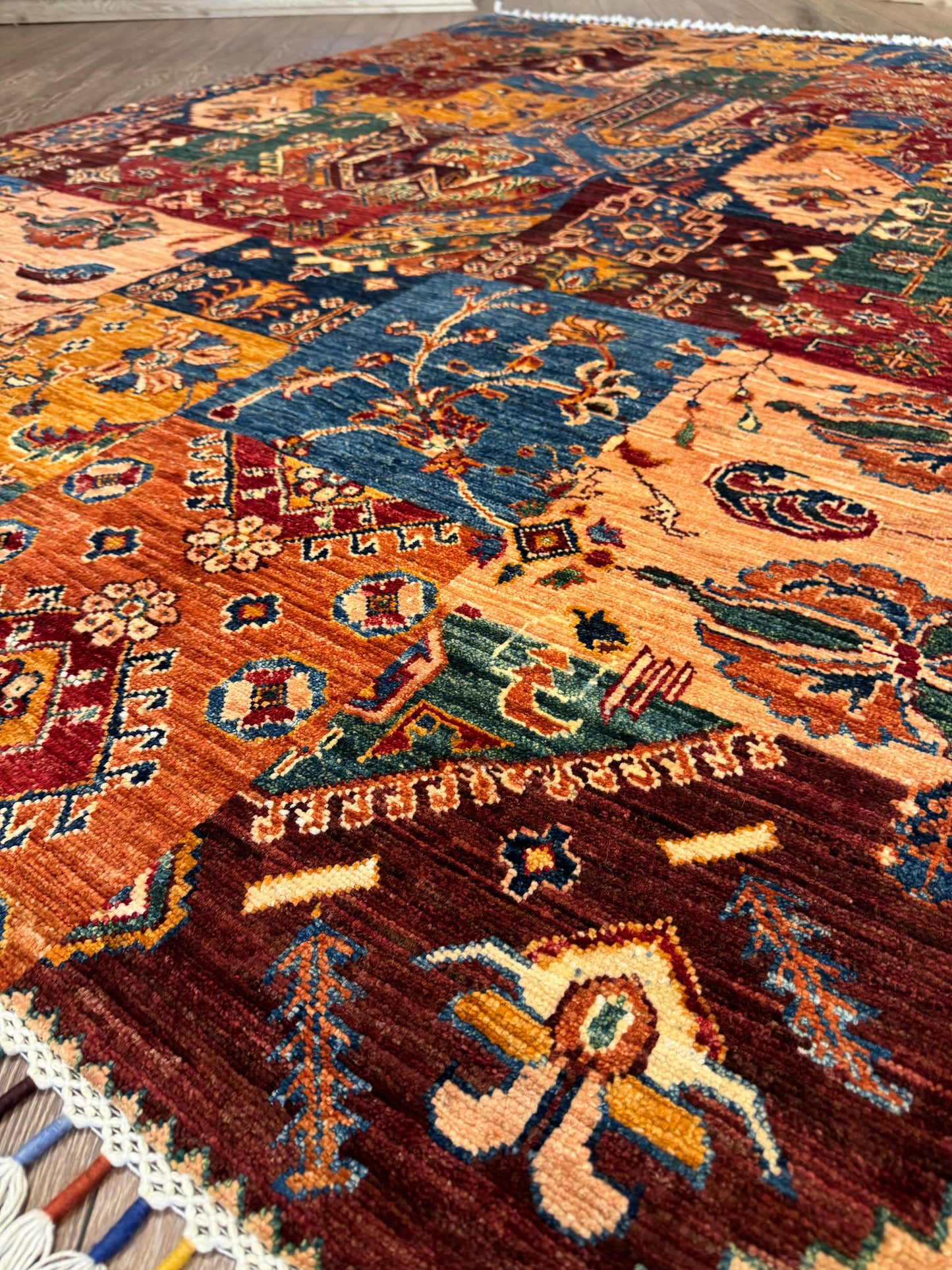 AFGHANISCHER POYROZI TEPPICH (Handgefertigtes Einzelstück)