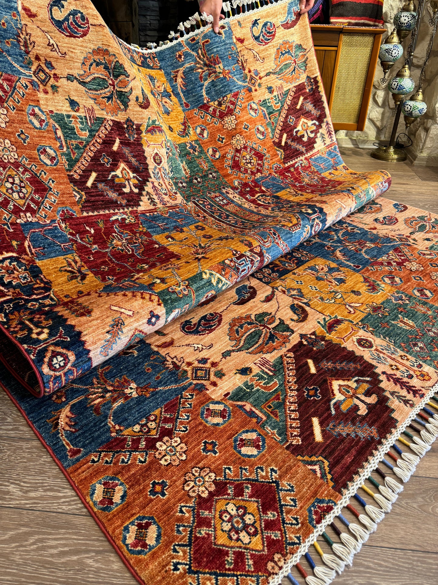 AFGHANISCHER POYROZI TEPPICH (Handgefertigtes Einzelstück)