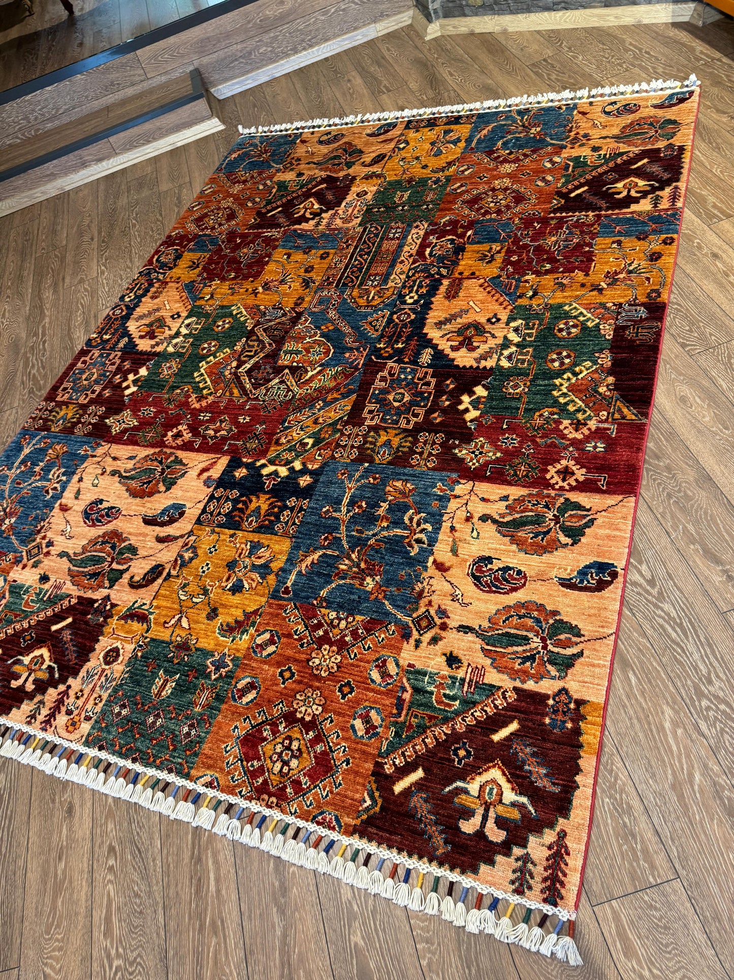 AFGHANISCHER POYROZI TEPPICH (Handgefertigtes Einzelstück)