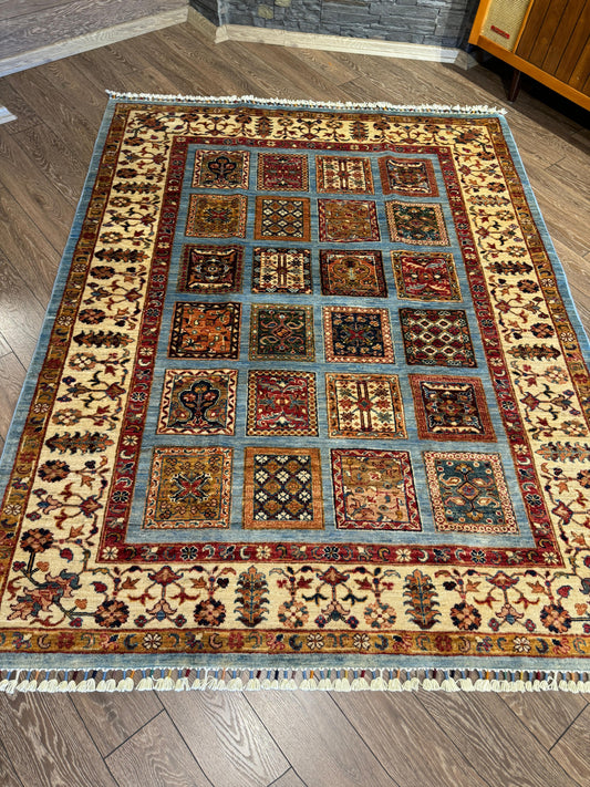 AFGHANISCHER BAHTARII TEPPICH (Handgefertigtes Einzelstück)