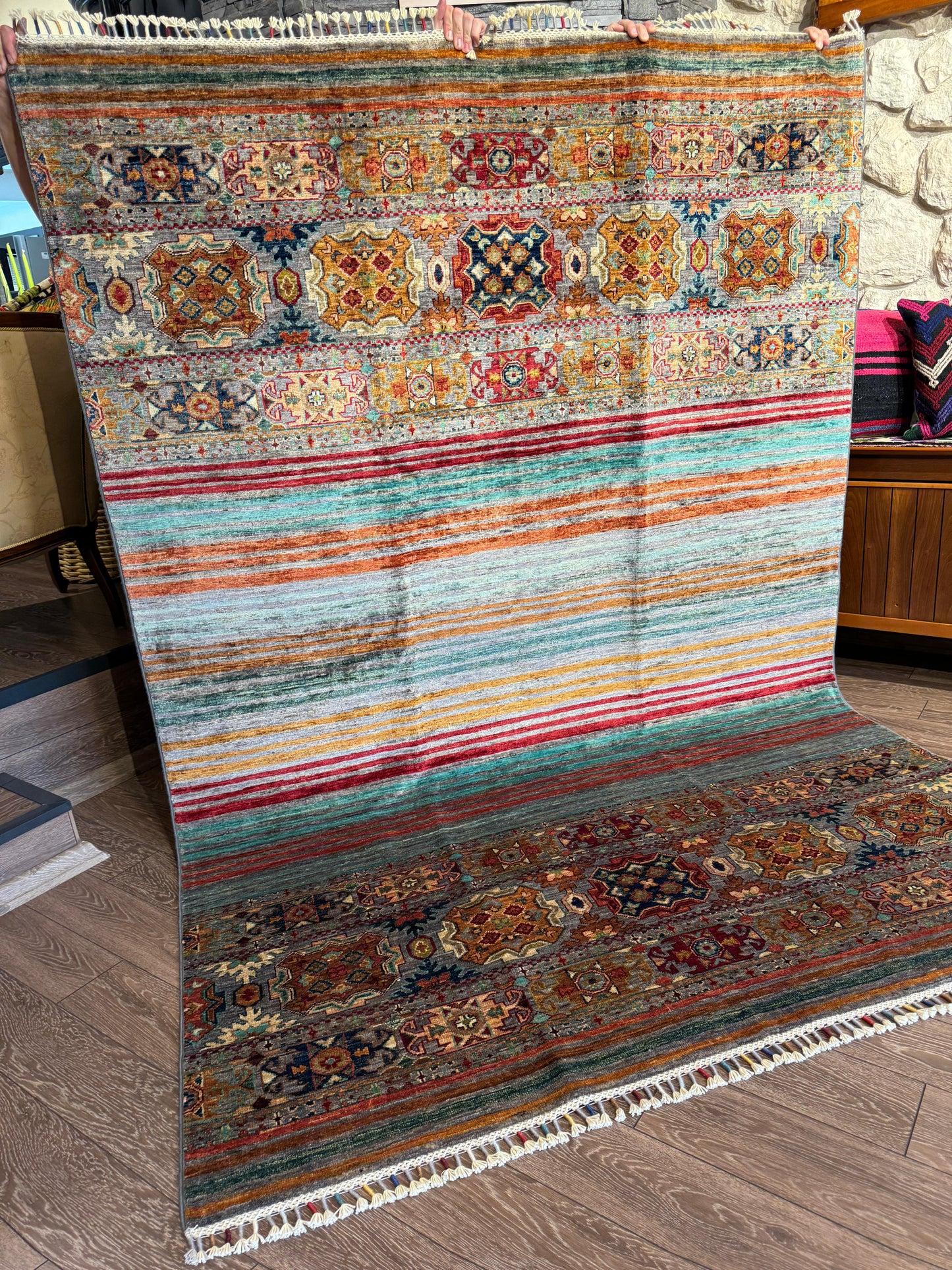 AFGHANISCHER ORJINI TEPPICH (Handgefertigtes Einzelstück)