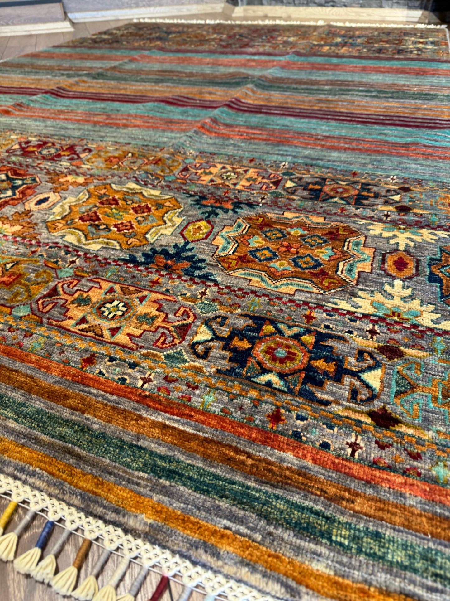 AFGHANISCHER ORJINI TEPPICH (Handgefertigtes Einzelstück)