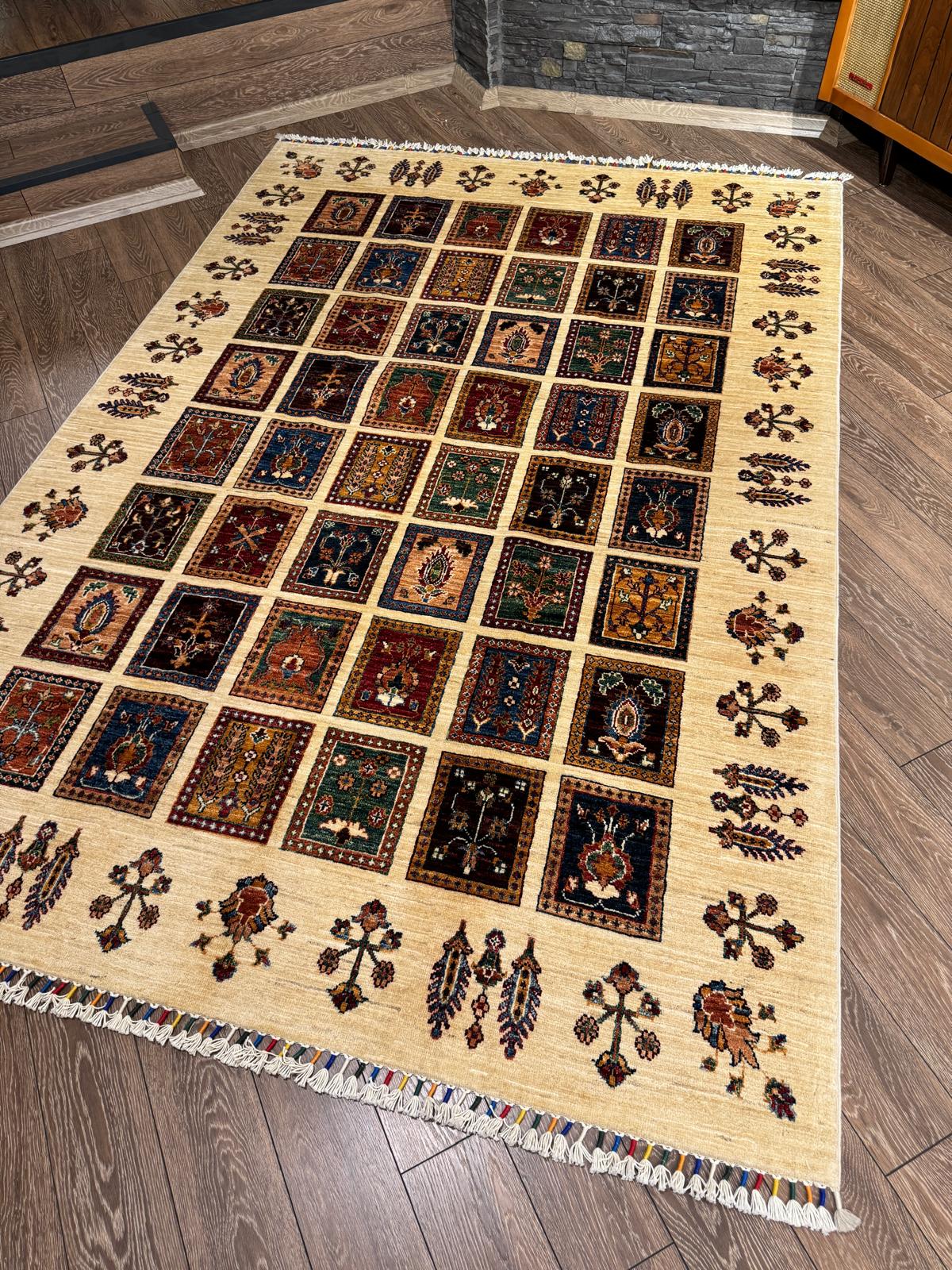 AFGHANISCHER BAHTIYARI TEPPICH (Handgefertigtes Einzelstück)