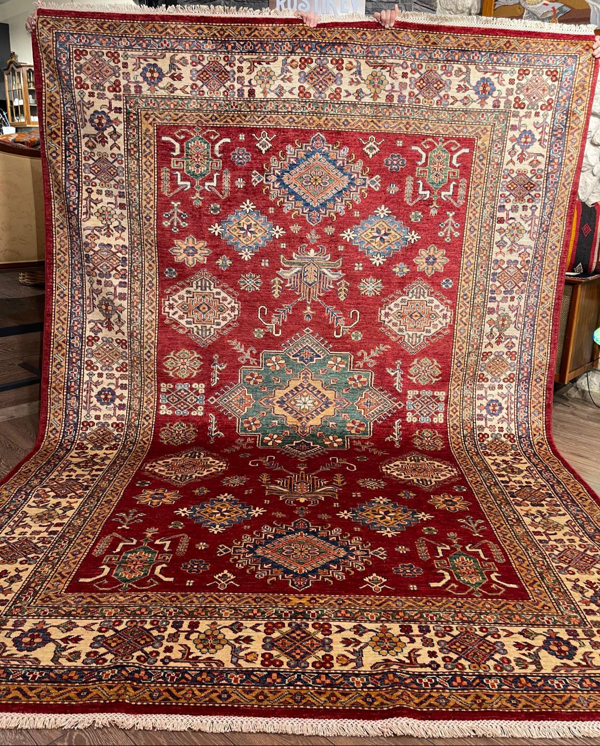 AFGHANISCHER ŞIRVANI TEPPICH (Handgefertigtes Einzelstück)