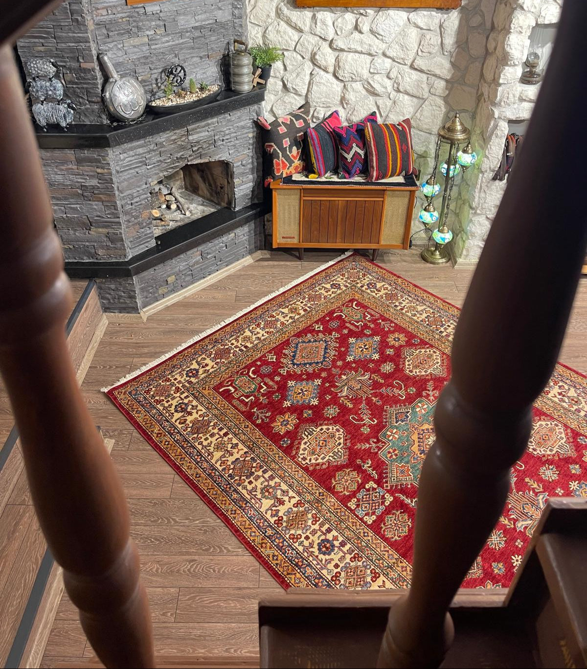 AFGHANISCHER ŞIRVANI TEPPICH (Handgefertigtes Einzelstück)