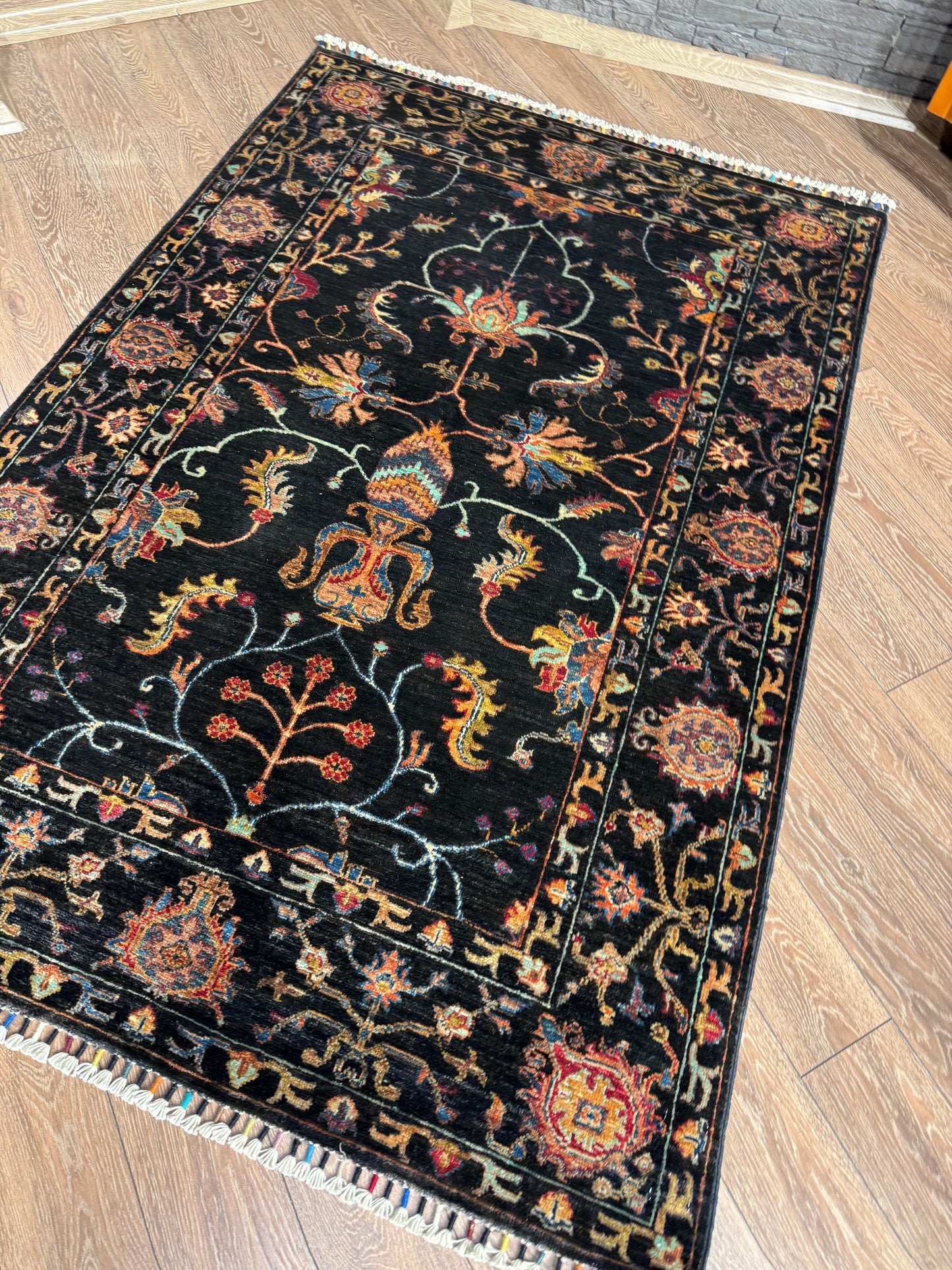 AFGHANISCHER SUZANİ Teppich (Handgefertigtes Einzelstück)