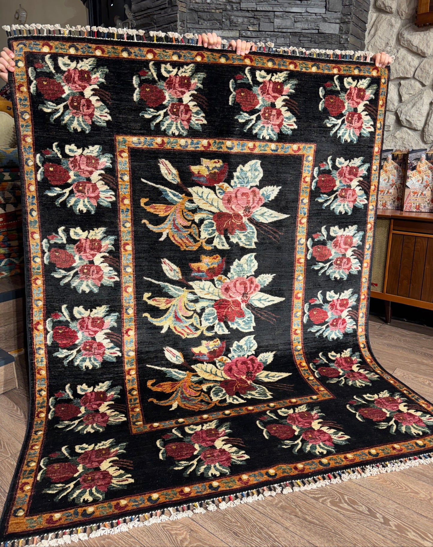 AFGHANISCHER MALTAI Teppich (Handgefertigtes Einzelstück)