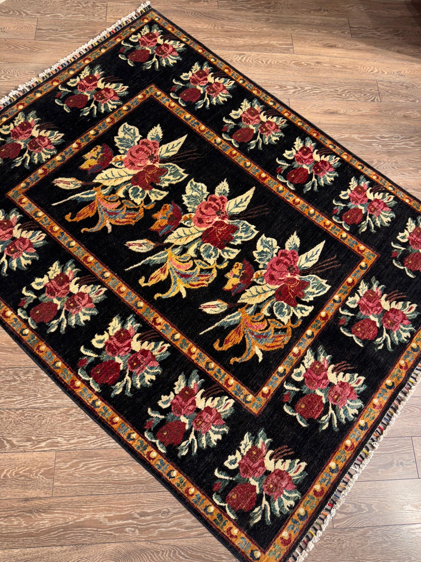 AFGHANISCHER MALTAI Teppich (Handgefertigtes Einzelstück)