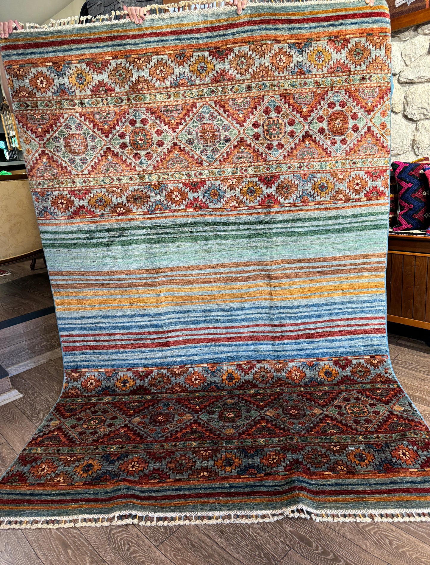 AFGHANISCHER BERKER TEPPICH (Handgefertigtes Einzelstück)