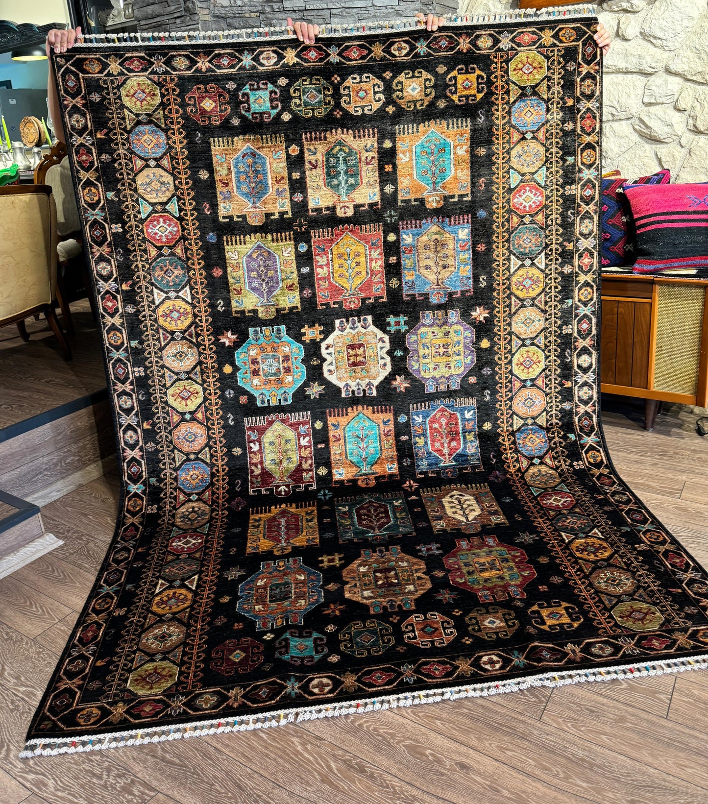 AFGHANISCHER VEZIRI TEPPICH (Handgefertigtes Einzelstück)