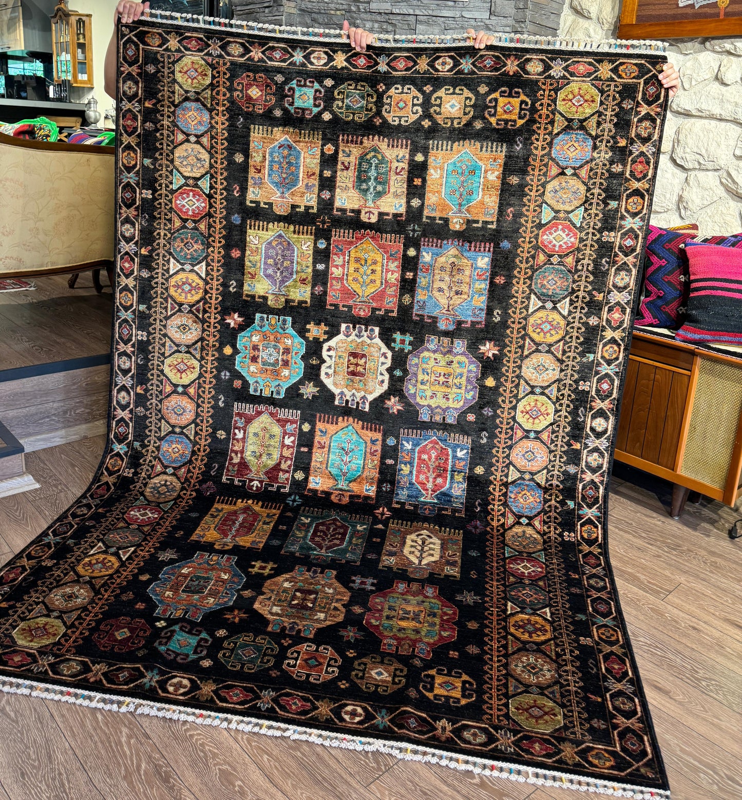 AFGHANISCHER VEZIRI TEPPICH (Handgefertigtes Einzelstück)